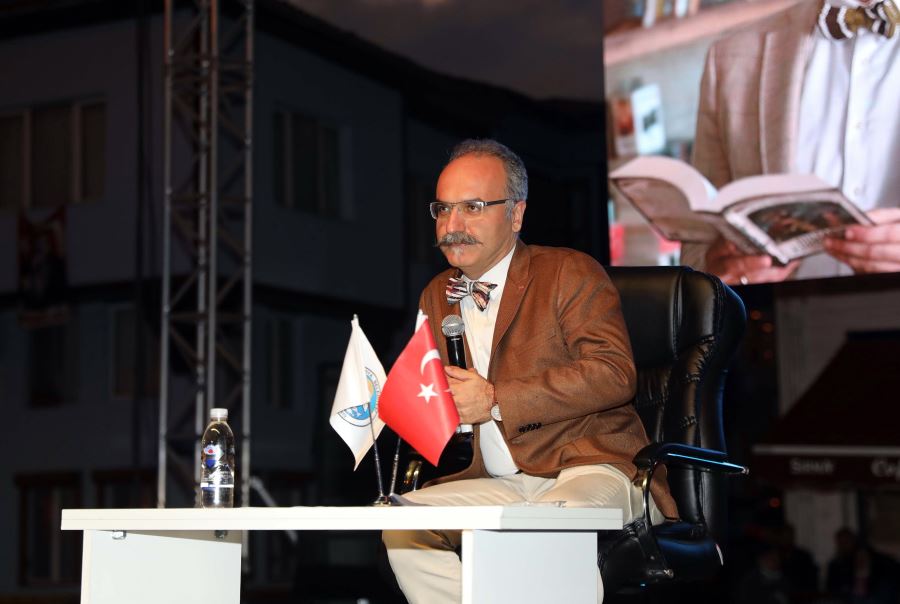 DOÇ. DR. EMRAH SAFA GÜRKAN: “MUDANYA MÜTAREKESİ CUMHURİYETİN TEMELİ”