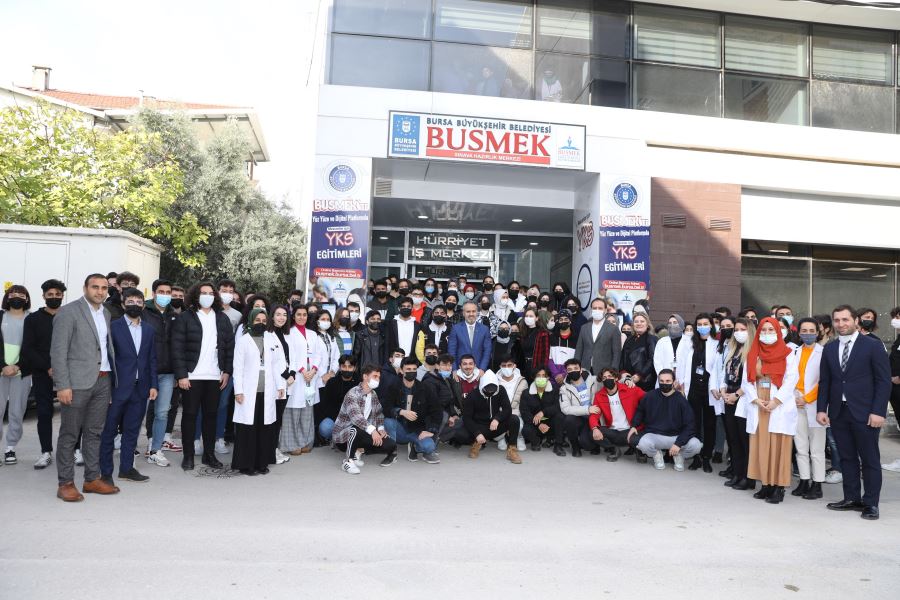 Bursa Büyükşehir, gençleri üniversiteye hazırlıyor