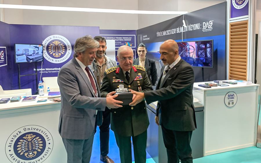 ATATÜRK ÜNİVERSİTESİ, SAHA EXPO FUARINDA YETENEKLERİNİ SERGİLİYOR