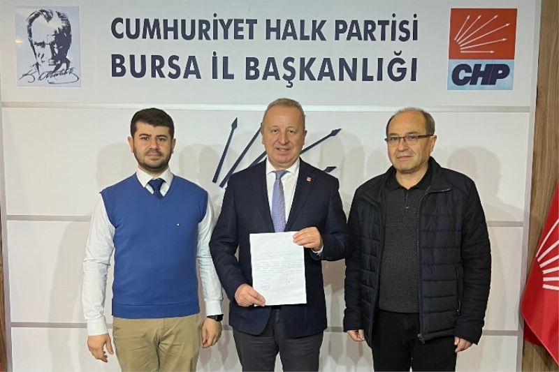 CHP Bursa’da milletvekili aday adaylığı için ilk istifa Cevat Asa’dan