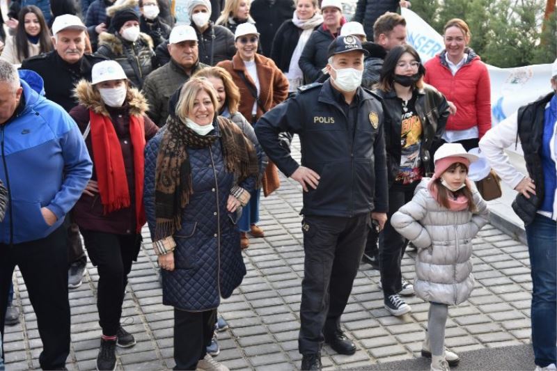 Manisa Akhisar adımlarını sağlık için attı 