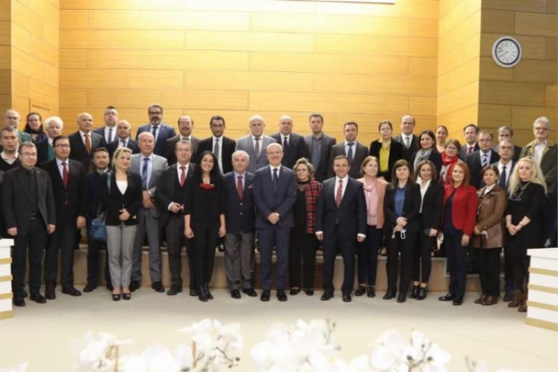 YÖK Başkanı Prof. Dr. Erol Özvar, ERÜ senato üyeleri ile bir araya geldi