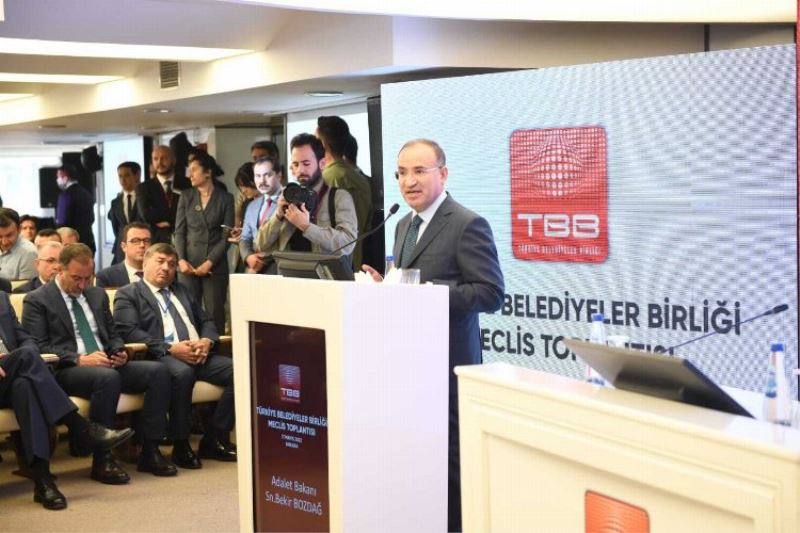 Bekir Bozdağ  yasal düzenlemelerden bahsetti 