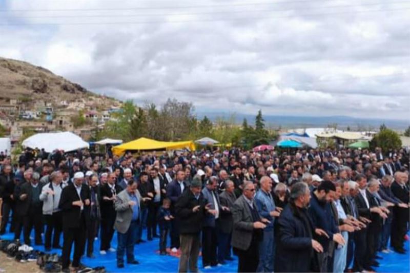 Niğde Hacıabdullah Kasabasında yağmur duası 