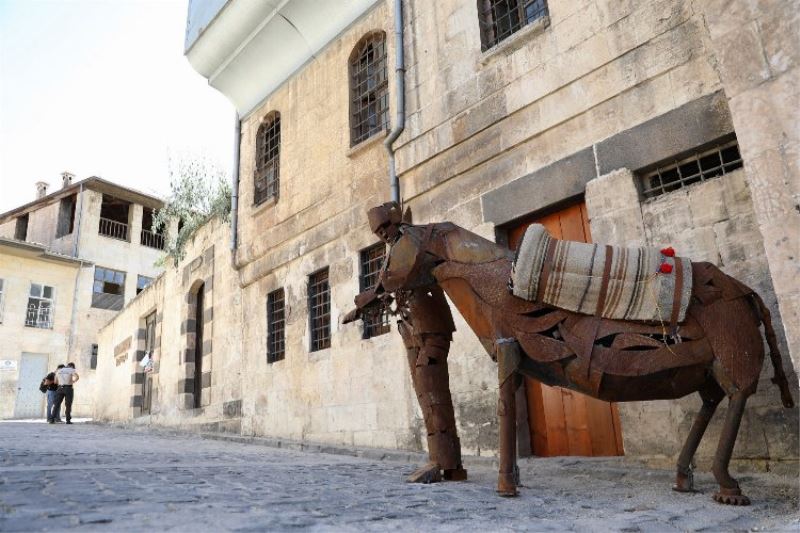 Atık demirler Gaziantep sokaklarına 