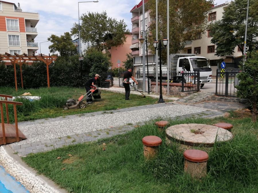 GÜRSU’DA PARKLAR YEŞİLİN HUZURUYLA TAÇLANIYOR