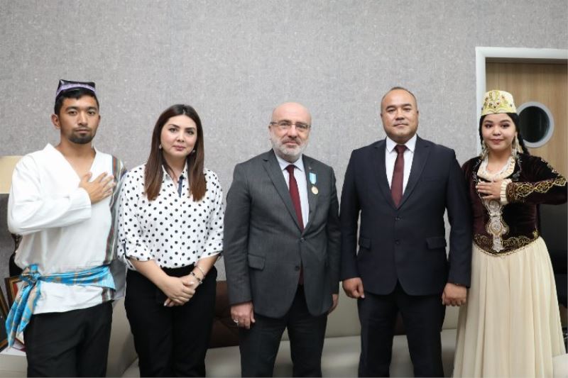 TÜRKSOY Heyetinden Kayseri Üniversitesi’ne ziyaret