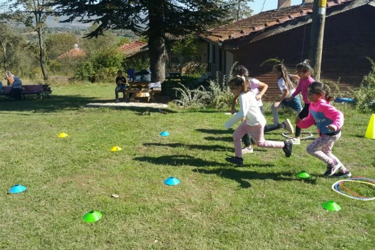 Pazaryeri’nde öğrenciler kampta eğlenerek, öğreniyor