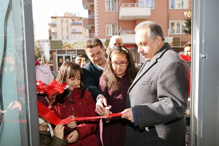 Kayseri Talas’ta ticari işletmeler çoğalıyor