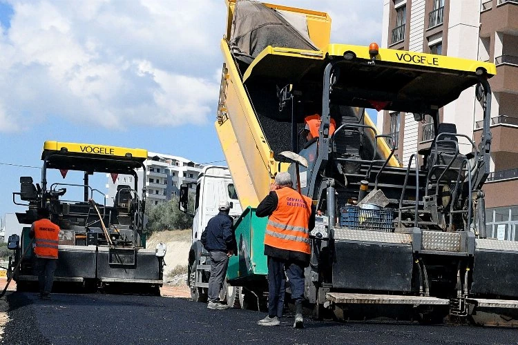 Bursa Osmangazi’nin yollarına siyah makyaj