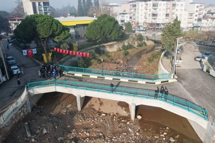 Manisa Ahmetli Köprüsü kullanıma açıldı