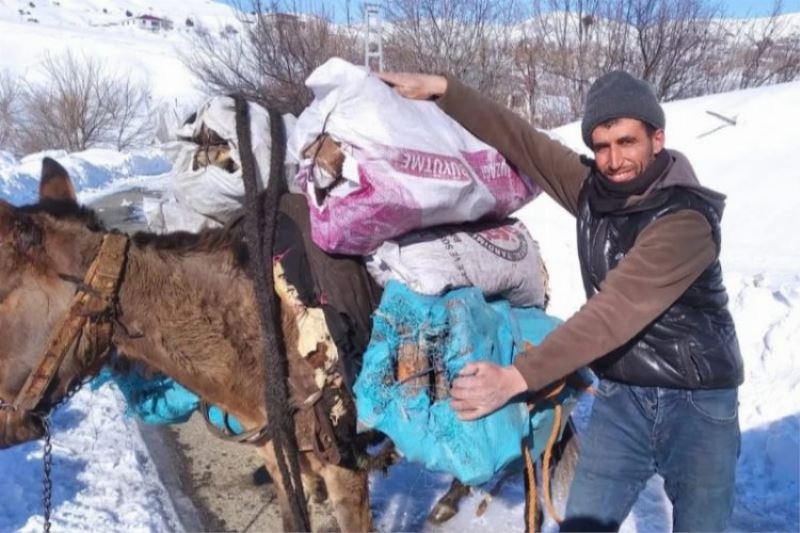 Bingöl’de karlı yolları aşarak, yardımları ulaştırdılar!