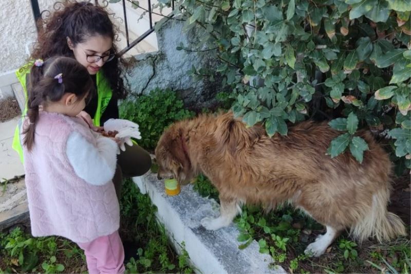 14 yaşındaki depremzede Ege