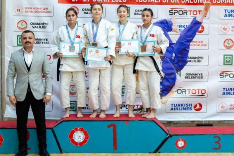 Judoda zirve Kağıtspor