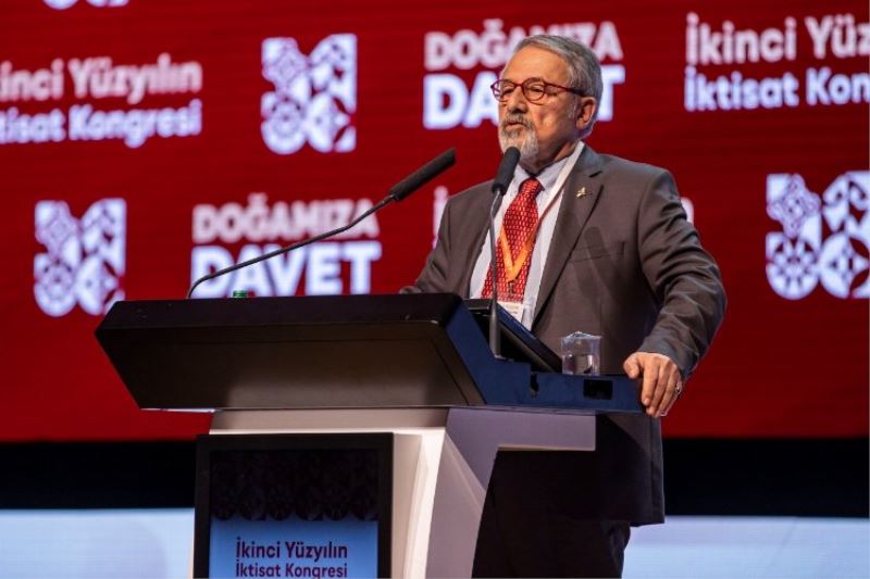 Prof. Dr. Naci Görür: Bu işin şakası yok... İzmir doğru yolda