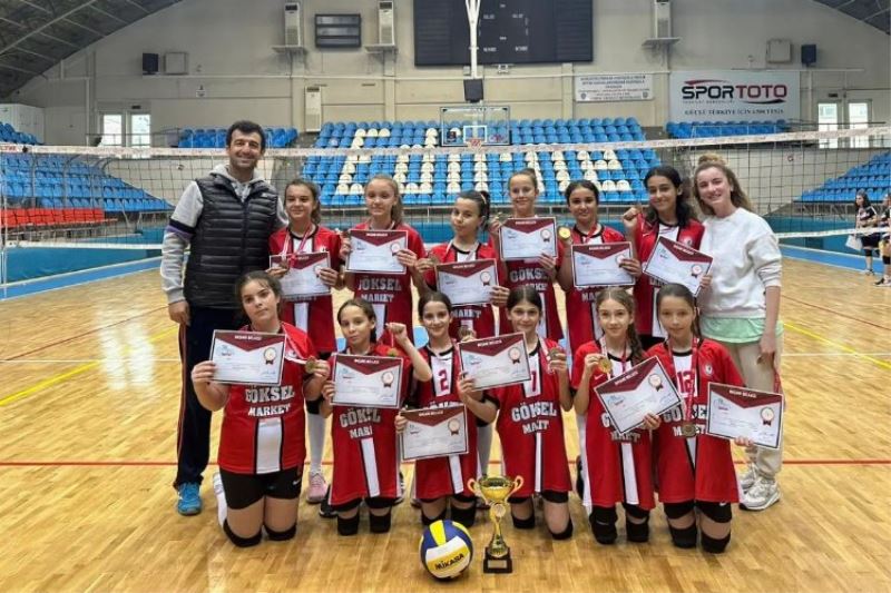 Voleybolda İpsala Atatürk Ortaokulu 