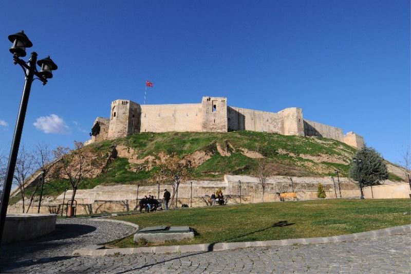 Hasar gören tarihi Gaziantep Kalesi