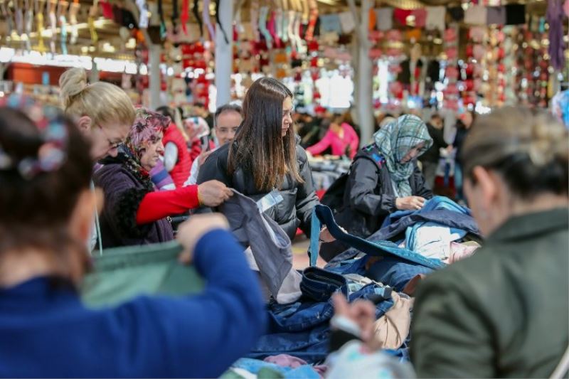 İzmir Aliağa  Sosyete Pazarı açıldı