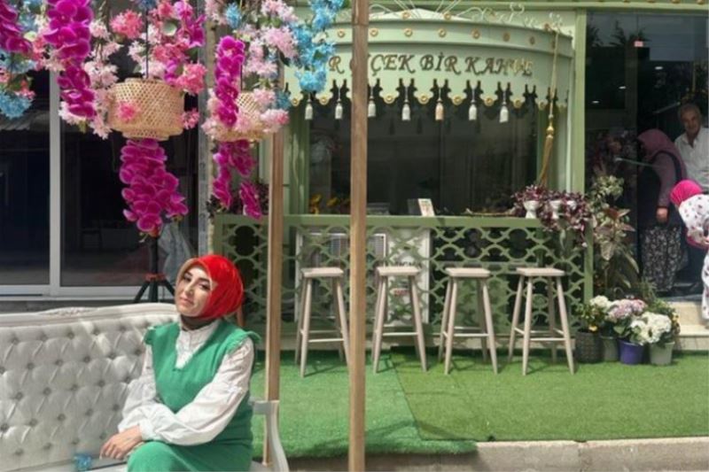 Florist Cafe Çiçekçilik açıldı