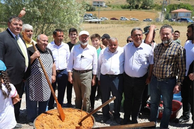 Ahmet Çolakbayrakdar Pilav Şenliği