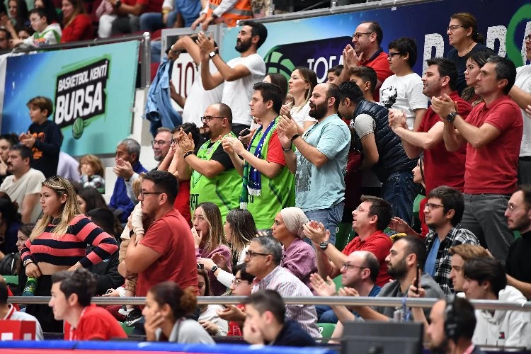 TOFAŞ Basketbol kombineleri satışa çıkıyor