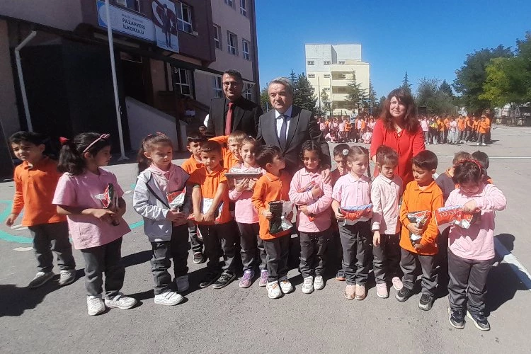 Bilecik Pazaryeri’nde İlköğretim Haftası kutlandı