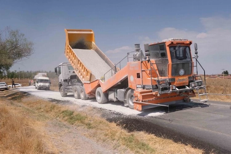 Kırsal yollarda yoğun çalışma