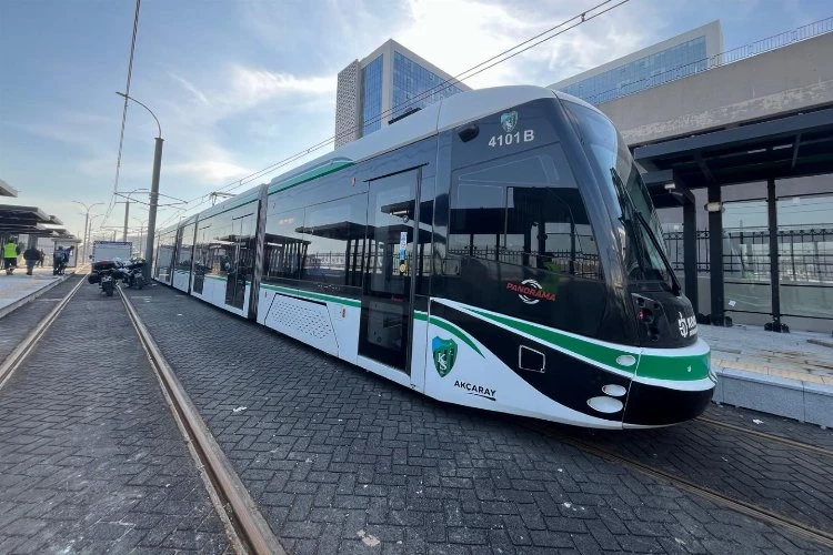 Kocaeli Şehir Hastanesi tramvayında test sürüşü