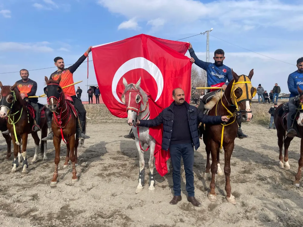 Ali Öğdük onuruna cirit gösterisi